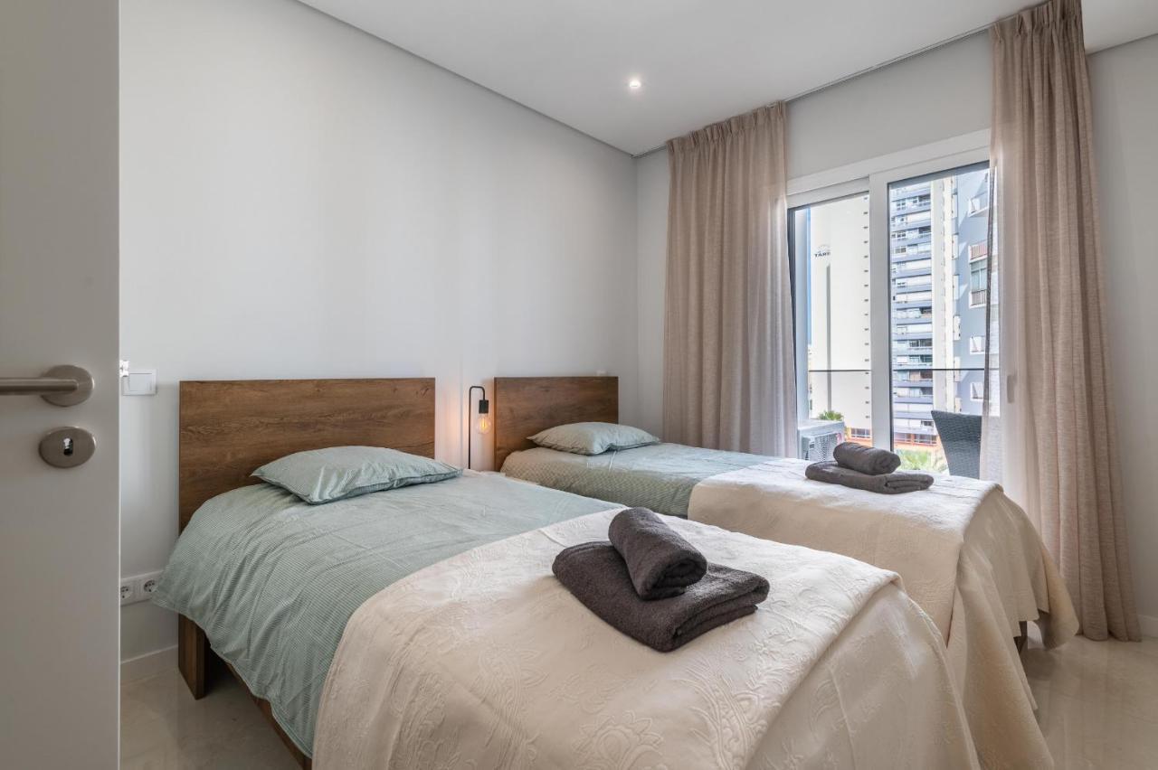 Rocha Mar By Portucasa Apartment